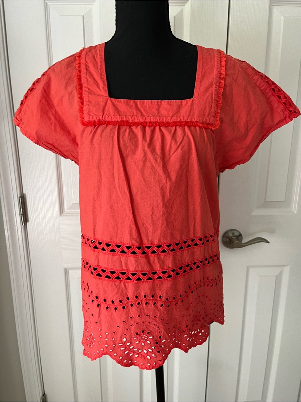 Madewell Coral Eyelet Embroidered Top – Sz S